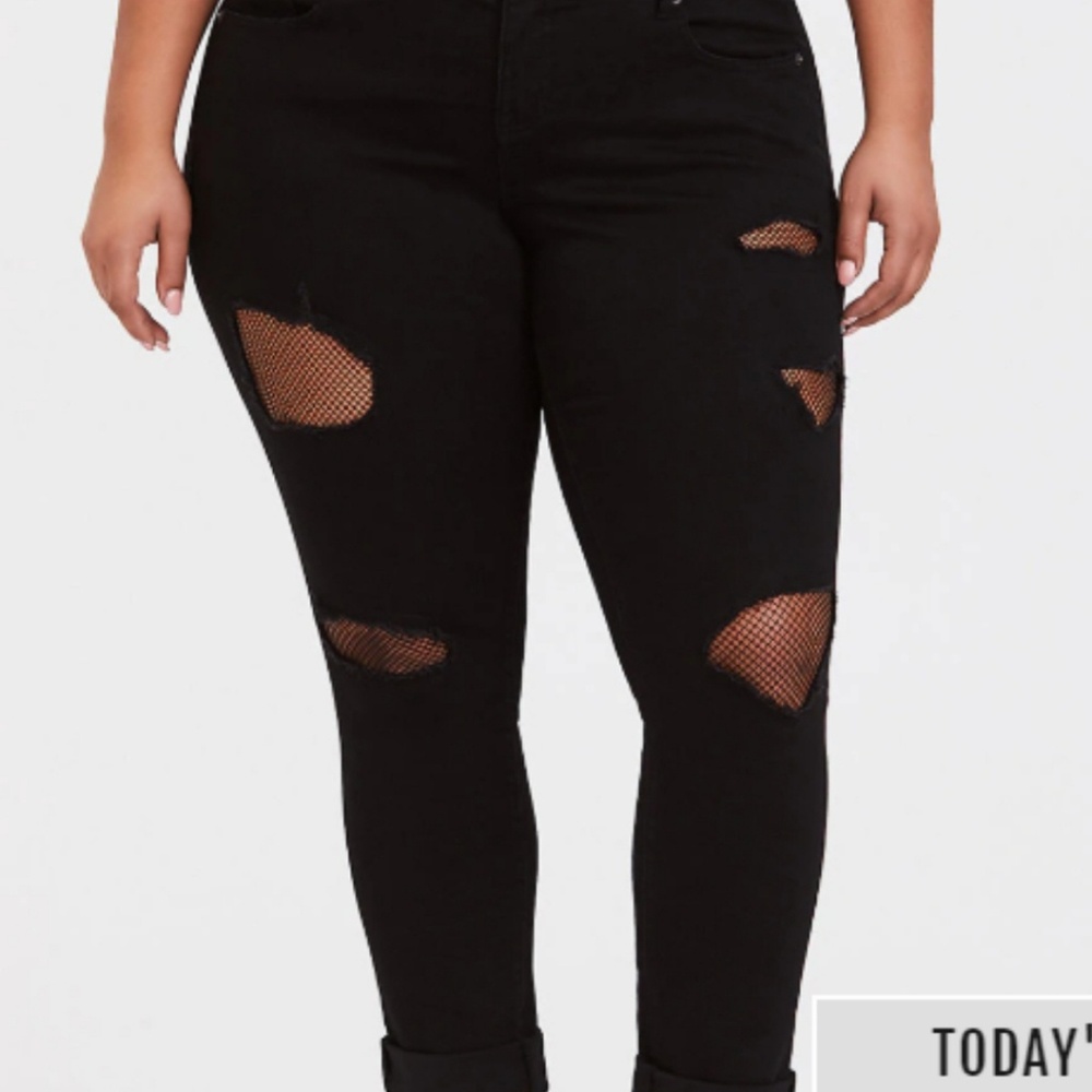 Torrid Premium Stretch Boyfriend Jean Size 18R